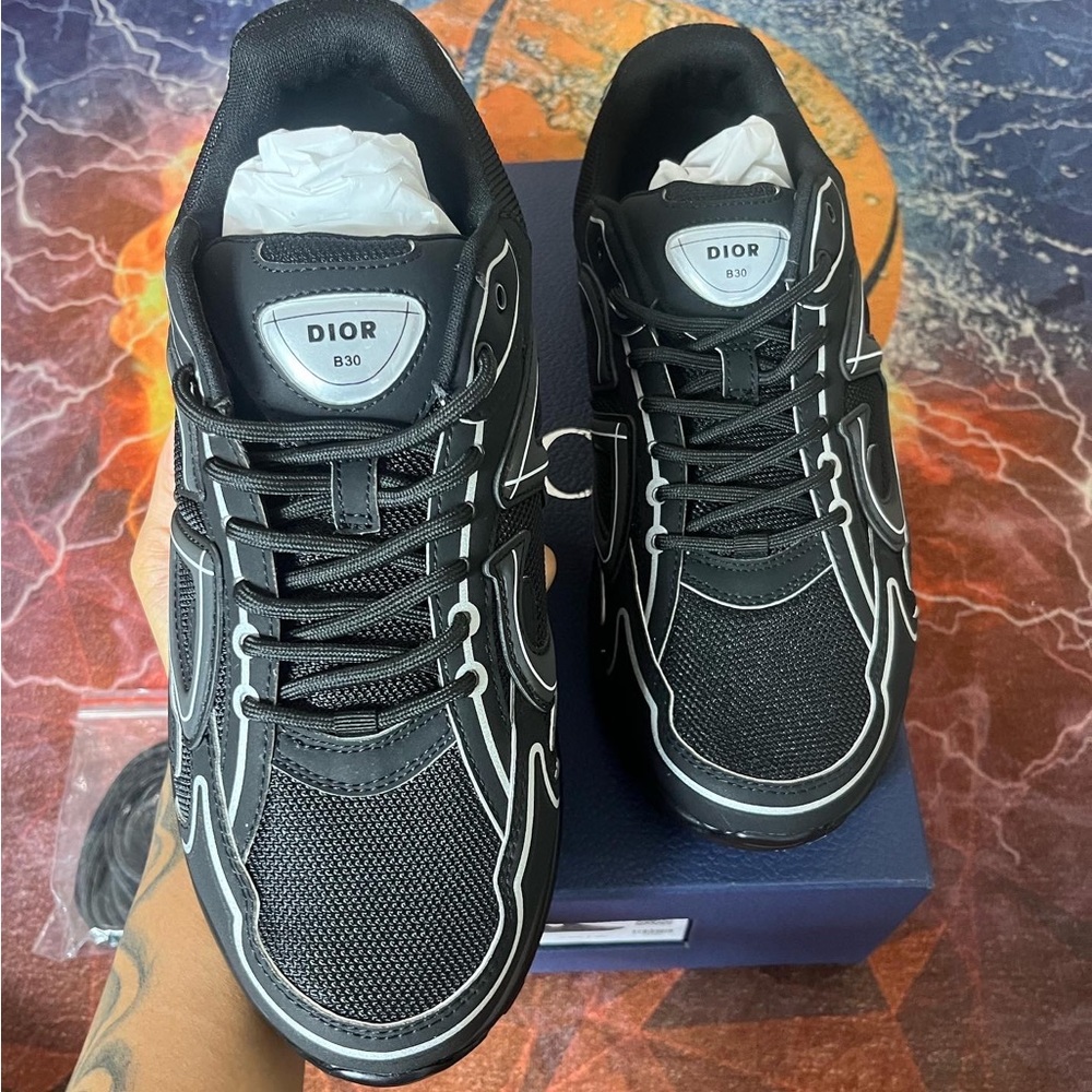 Dior B30